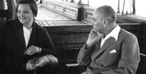 Atatürk'ün Manevi Kızı Afet İnan Kimdir? Atatürk'ün Manevi Kızı Afet İnan Kimdir?
