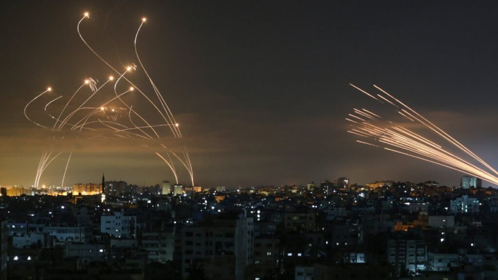 İsrail - Filistin Savaşı ile Sıkça Duyduğumuz Iron Dome (Demir Kubbe) Nedir? Demir Kubbe 1024x576