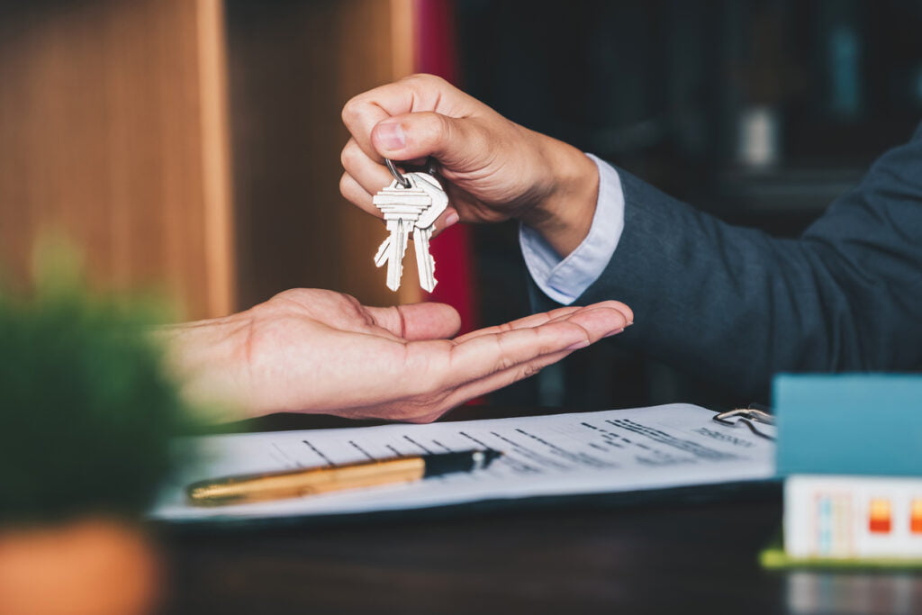 istock-1130829500-1024x683-1 Kiralamanın son ve en heyecan verici anı anahtar teslimi
