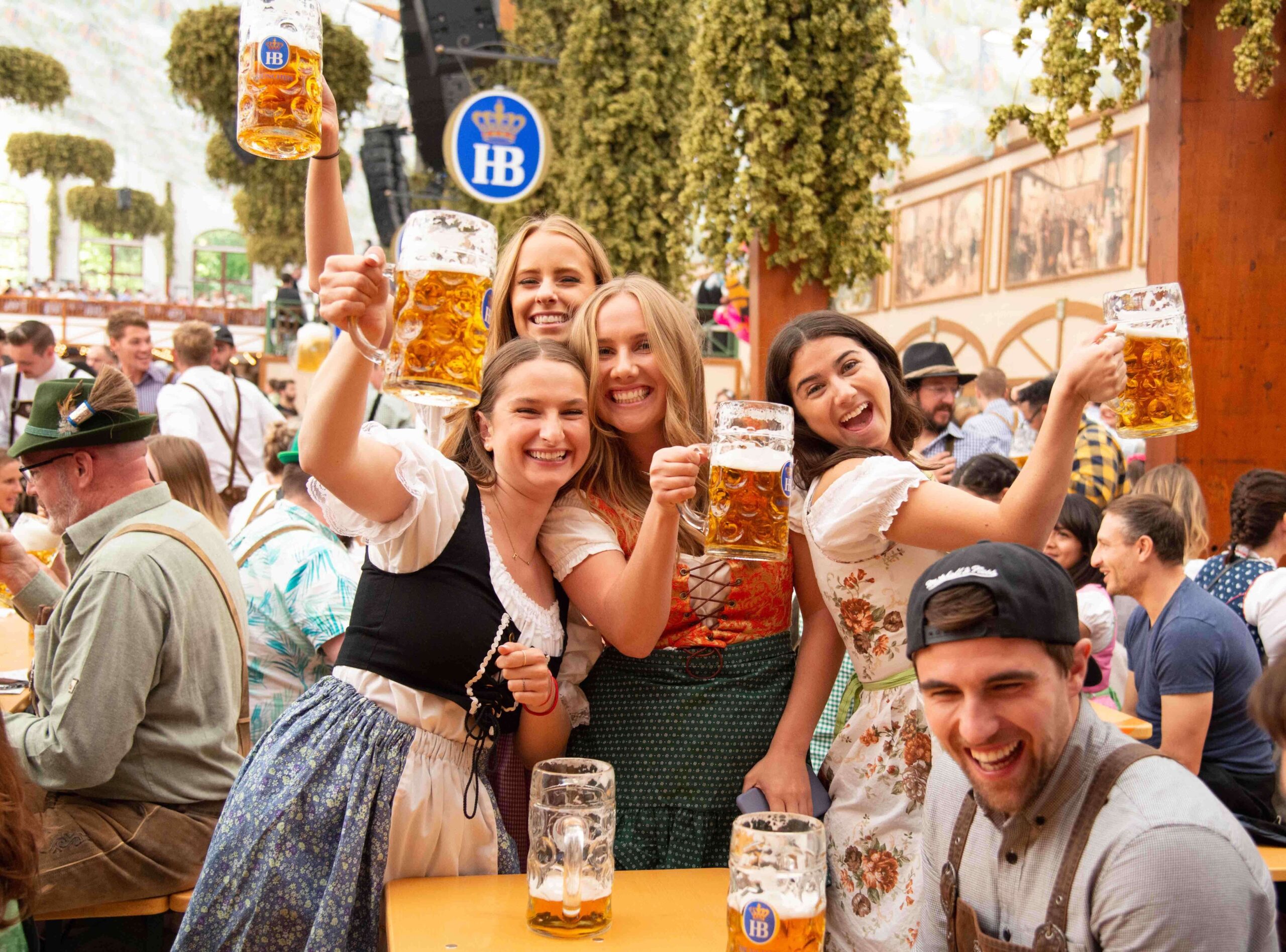istock-1384202689-1-scaled-1 Oktoberfest
