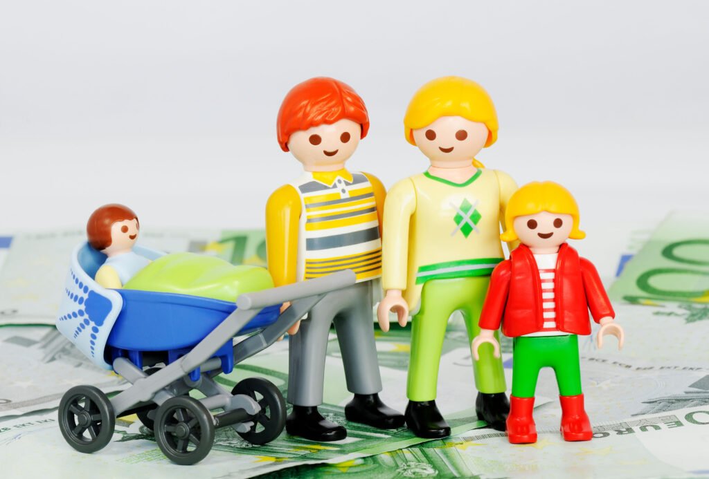 istock-458134581-1024x693-1 Çocuk parası alma şartları 2023