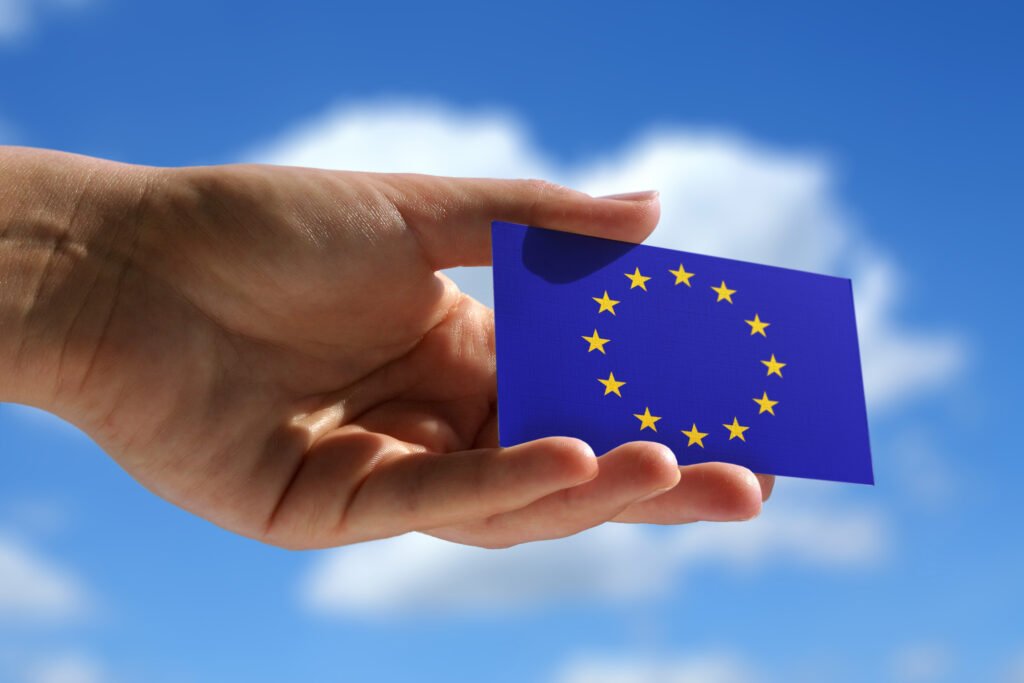 istock-521371393-1-1024x683-1 AB Mavi Kart Nedir?