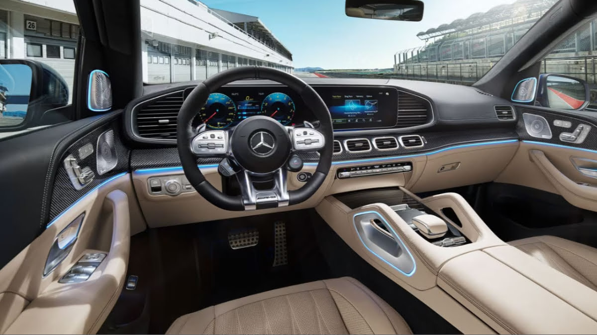 mercedes-chatgpt