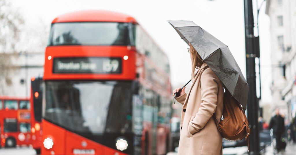 Çocuğunuz yurt dışına taşınırken ona nasıl destek olmuş olursunuz? Movingtouk 1 1 1024x536