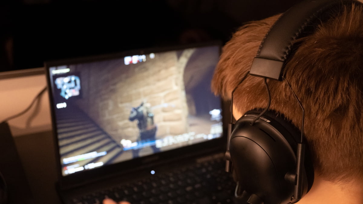 oyun-indirme-hizmetleri Oyun Indirme Hizmetleri