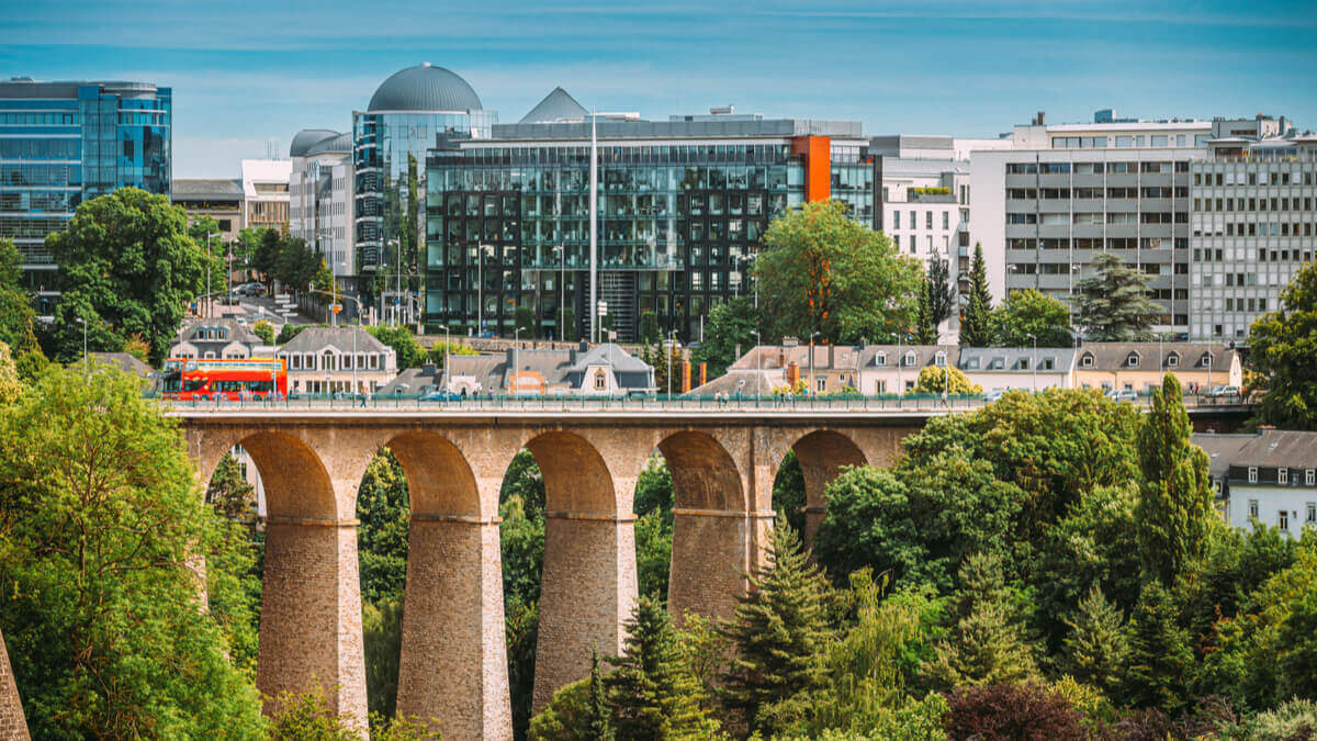 5d92bc9bce7c110a7dae495e6424f3c7 1200 1