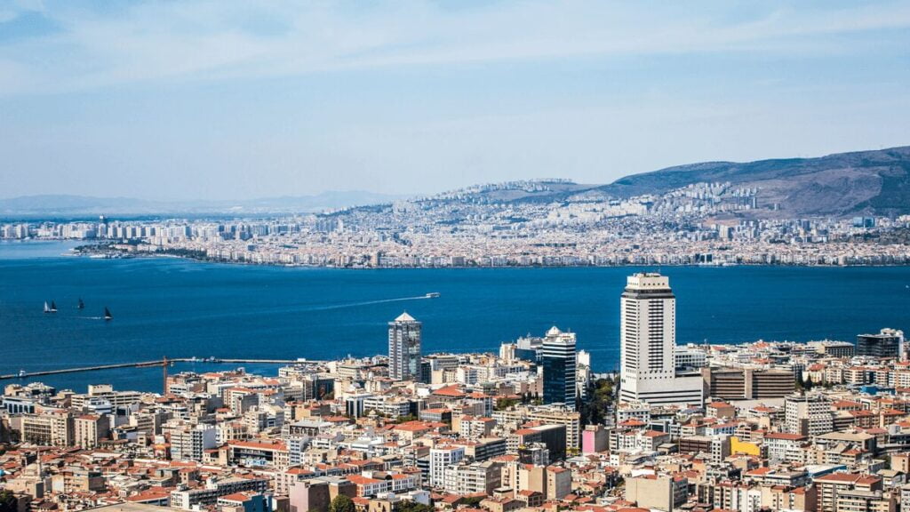 İzmir Döviz 66cca561e536b9d358fb895742a9a3df 1024x576