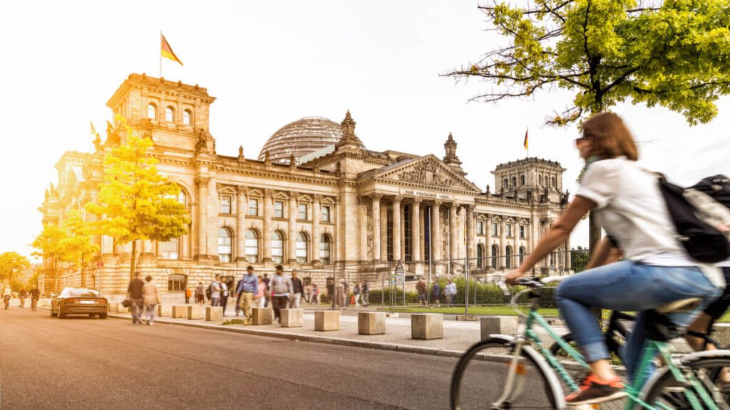 83afb27606076bb84bfc6572135d8eca 1200 1024x576