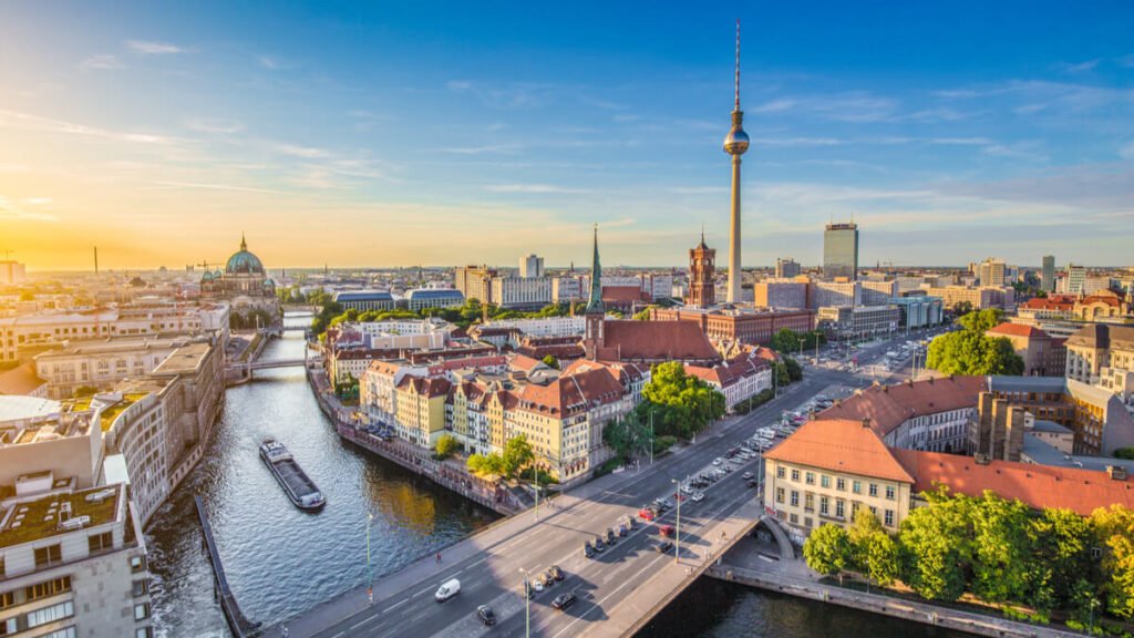 Almanya’da Üniversite Okumak 9a09322e4e522e5a45133cec777e62bc 1024x576