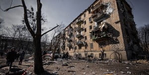 Deprem Öncesi ve Sonrasında Yapılması Gerekenler Deprem Öncesi ve Sonrasında Yapılması Gerekenler