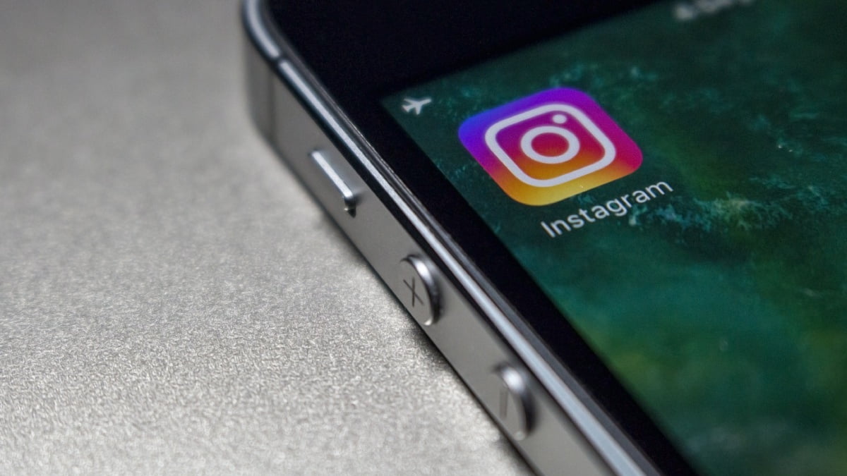 instagram-hesabi-neden-kendi-kendine-takip-ediyor