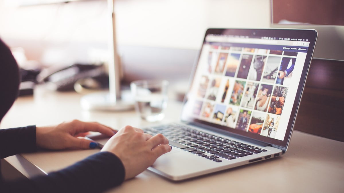 laptop-fani-cok-ses-cikariyorsa-yapabileceginiz-5-sey-1 Laptop Fanı Çok Ses Çıkarıyorsa Yapabileceğiniz 5 Şey