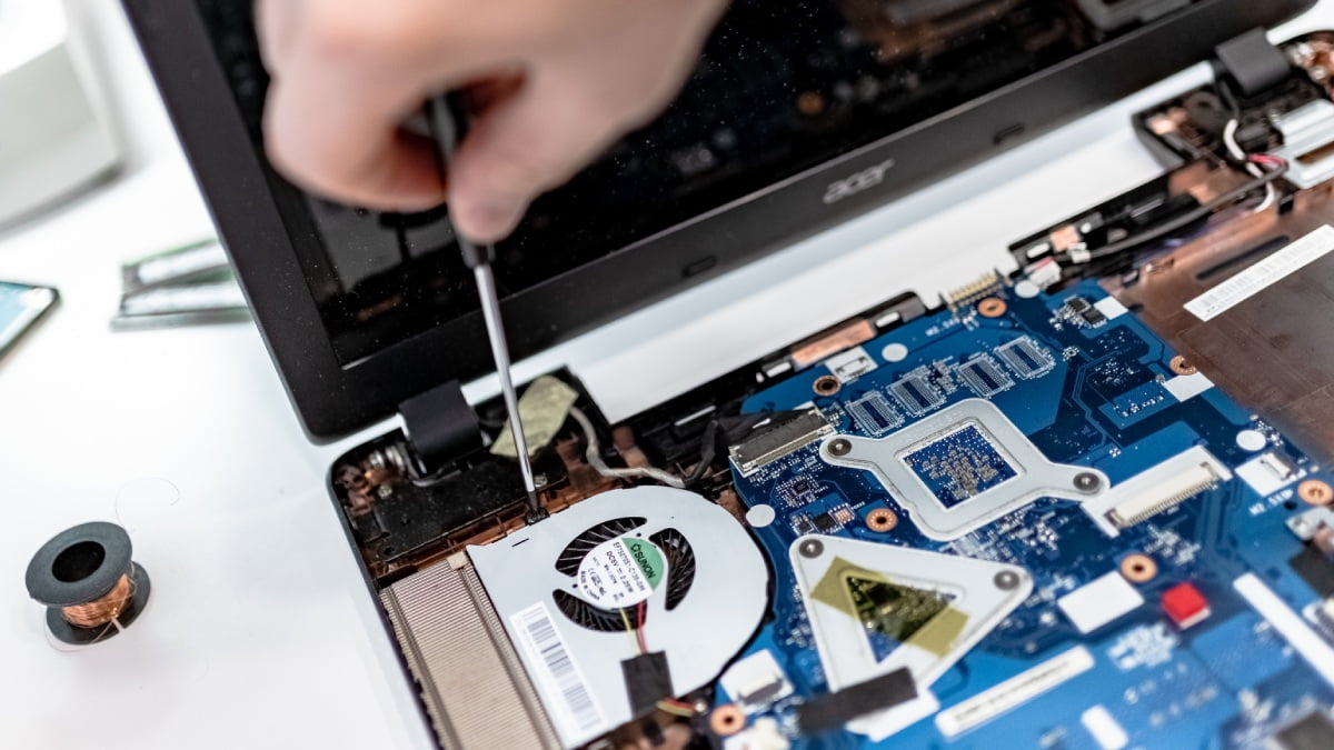 Pc Alet Cantasinda Olmasi Gerekenler