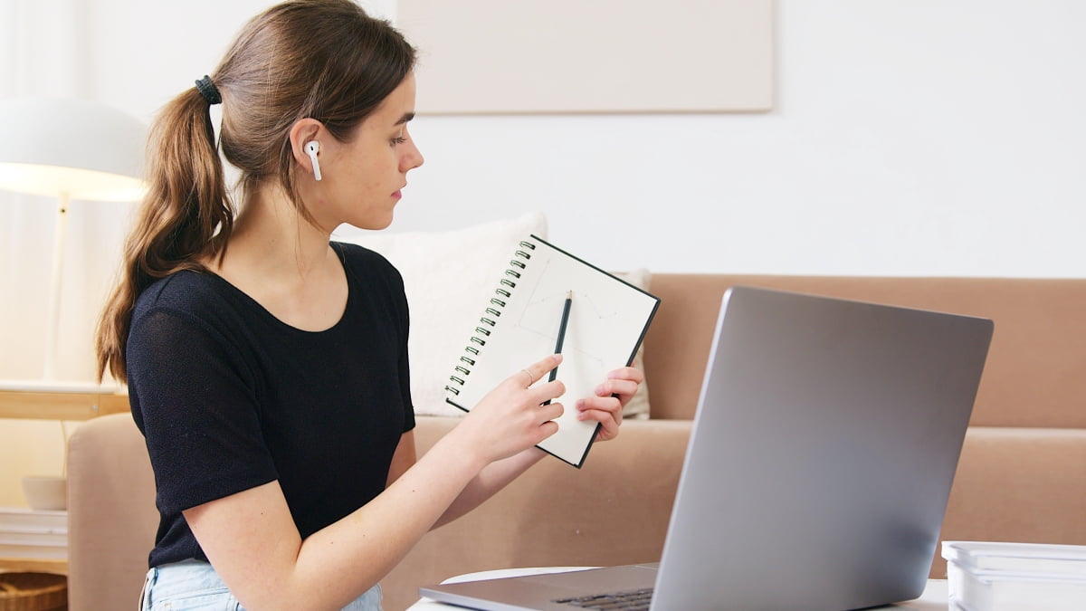 uzaktan-egitim-nedir Uzaktan Egitim Nedir