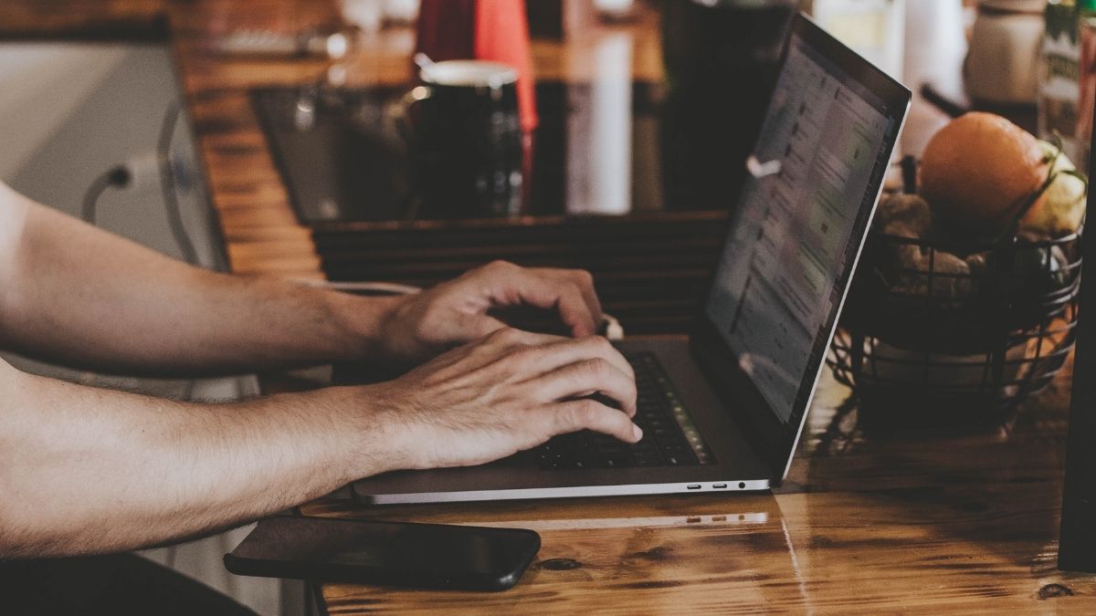 Yuklu Ses Cikis Aygiti Yok Hatasi